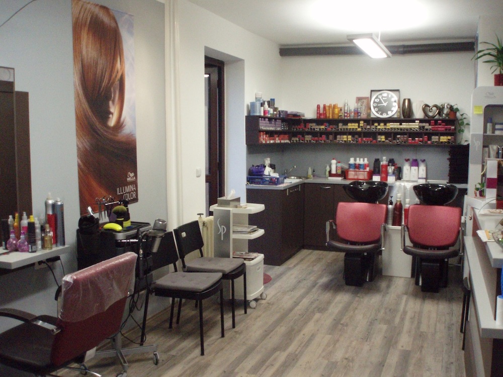 Salon Luna